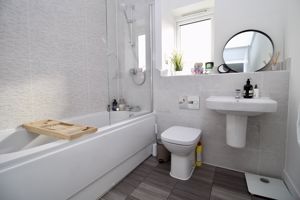 Family Bathroom- click for photo gallery
